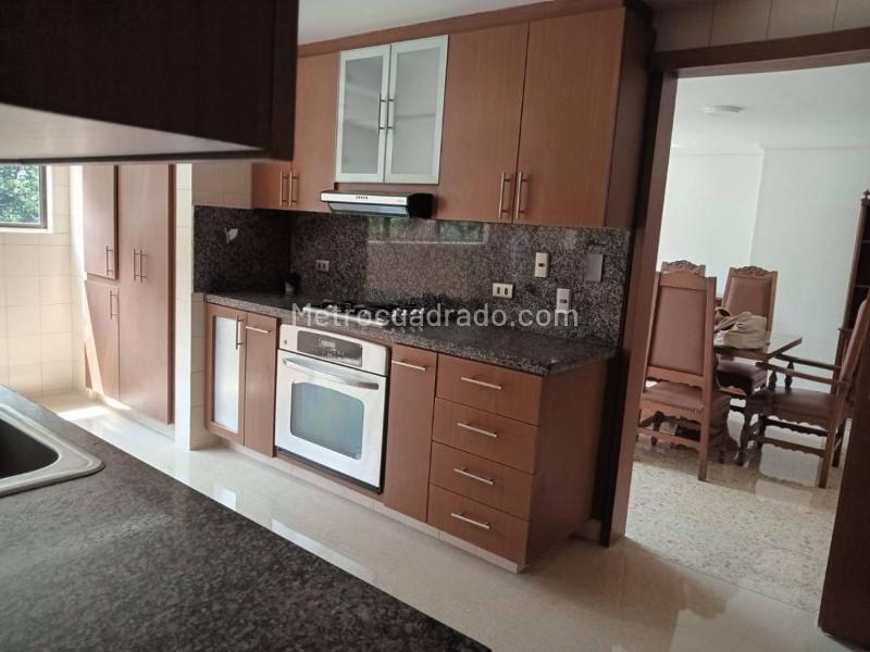 Casa Cómoda de 3 Alcobas en El Poblado - 2