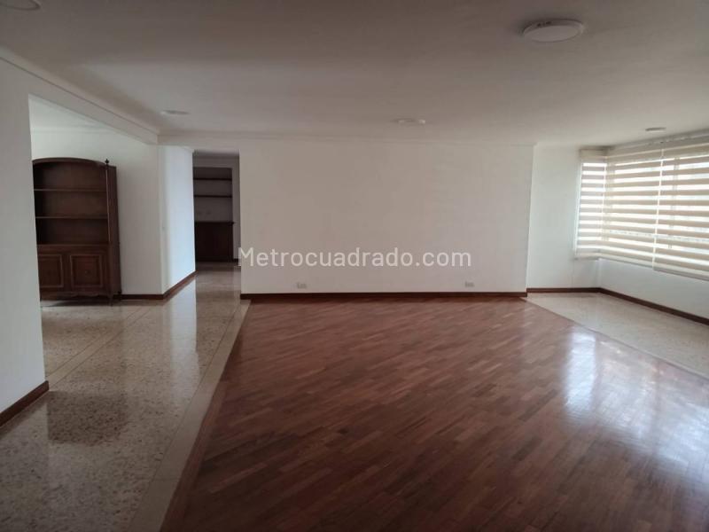 Casa Cómoda de 3 Alcobas en El Poblado - 5