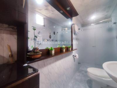 Apartamento en venta en La America, Medellín · foto 12 de 20