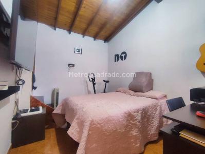 Apartamento en venta en La America, Medellín · foto 13 de 20