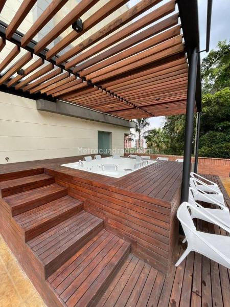 Luxurious 4BR Penthouse for Rent in Medellin - 5