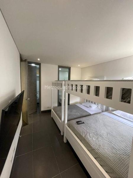 Luxurious 4BR Penthouse for Rent in Medellin - 6