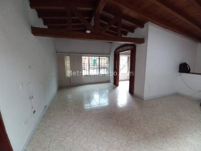 Casa de 4 alcobas en venta en Estadio, Medellín, 160 m² · foto 6 de 16
