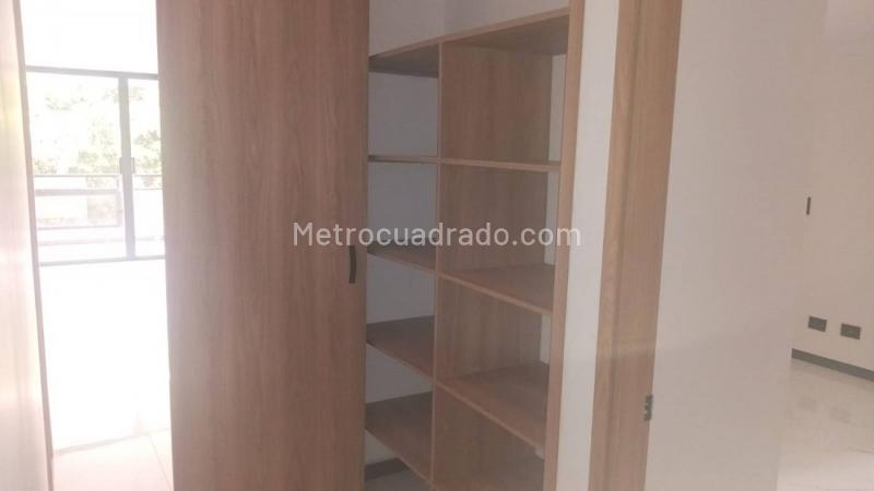 Apartamento Elegante de 4 Alcobas en El Poblado - 7