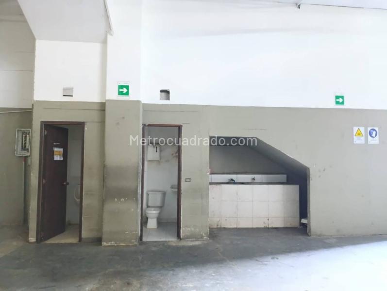 Bodega en Arriendo, Sabaneta, Sabaneta - Mehr