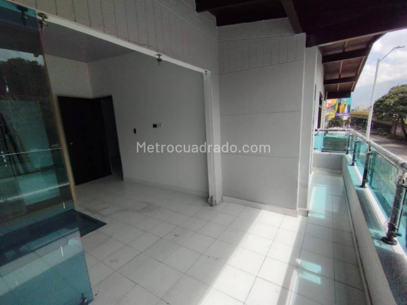 Commercial 5BR House in Belen Rosales - 4