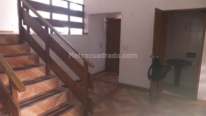 Commercial House for Rent in Aguacatala - 4