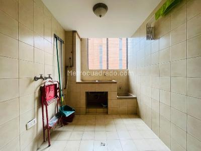 Apartamento de 5 alcobas en venta en El Poblado, Medellín, 260 m² · foto 11 de 20
