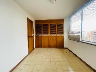 Apartamento de 5 alcobas en venta en El Poblado, Medellín, 260 m² · foto 15 de 20
