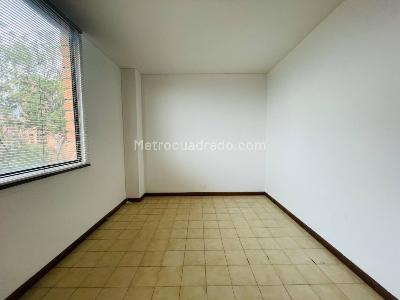 Apartamento de 5 alcobas en venta en El Poblado, Medellín, 260 m² · foto 17 de 20