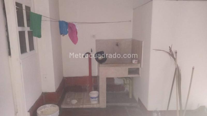 Casa Comercial de 2 Alcobas en Prado - 9