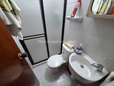 Casa de 4 alcobas en venta en El Trapiche, Bello, 92 m² · foto 13 de 20