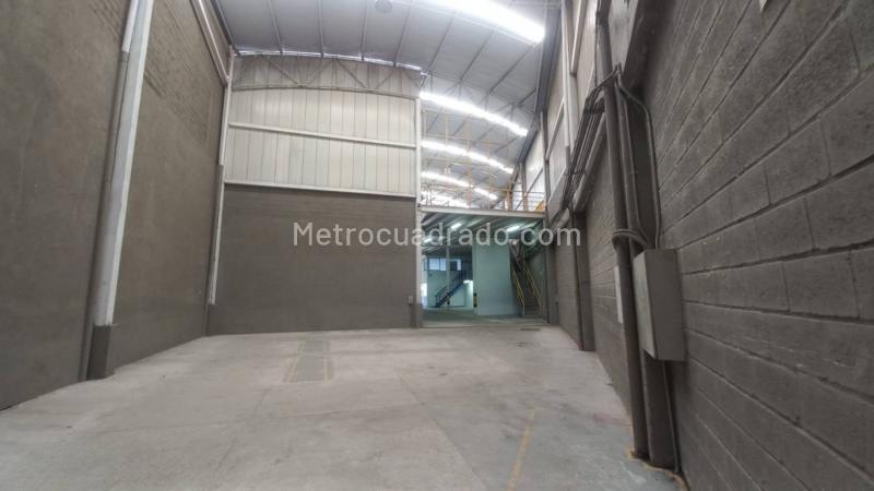 Bodega en Arriendo, Guayabal, Medellín - Veduta 5