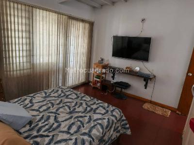 Casa de 5 alcobas en venta en Calasanz, Medellín, 290 m² · foto 10 de 19