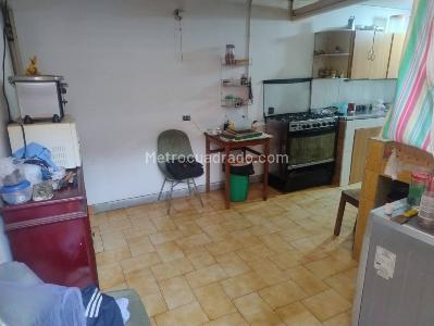 Casa de 5 alcobas en venta en Calasanz, Medellín, 290 m² · foto 4 de 19