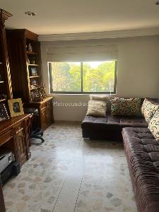 Apartamento en venta en Estadio, Medellín · foto 2 de 16