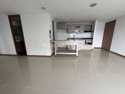 Apartamento en venta en Envigado, Envigado · foto 3 de 20