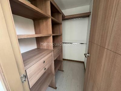 Apartamento en venta en Envigado, Envigado · foto 8 de 20