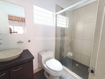 Casa de 4 alcobas en venta en Calasanz, Medellín, 140 m² · foto 10 de 20