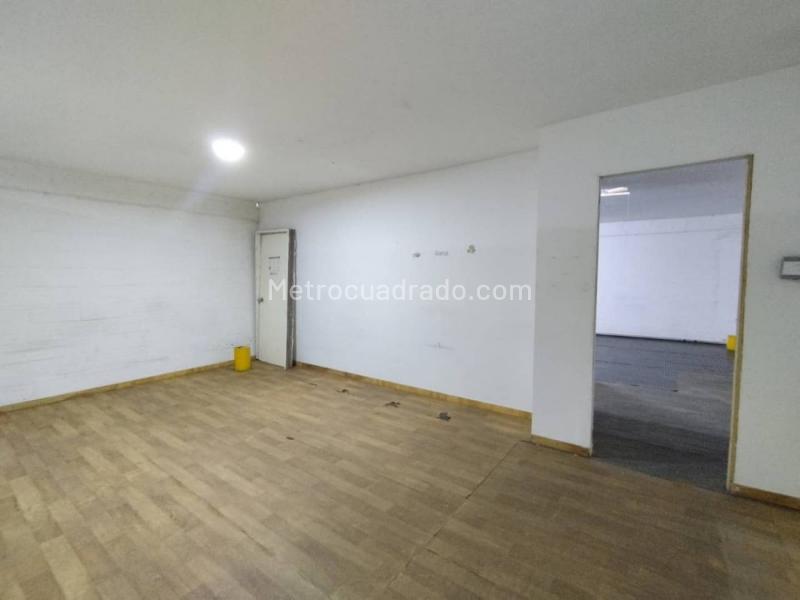 Bodega en Arriendo, Playas De Doña Maria, Sabaneta - Więcej