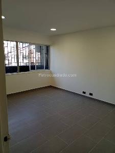 Casa en arriendo en La America, Medellín, 200 m² · foto 5 de 15