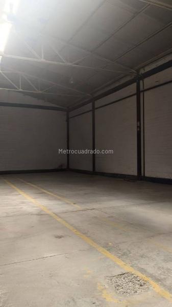 Bodega en Arriendo, Sabaneta, Sabaneta - Więcej