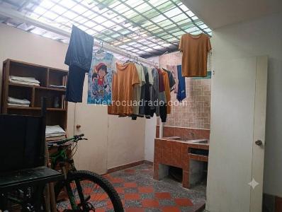 Casa de 4 alcobas en venta en San Joaquin, Medellín, 160 m² · foto 8 de 13