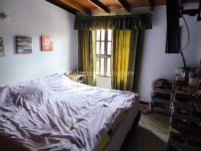 Casa de 5 alcobas en venta en San Pablo, Medellín, 140 m² · foto 10 de 20