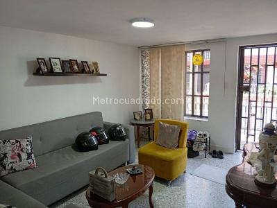 Casa de 5 alcobas en venta en San Pablo, Medellín, 140 m² · foto 5 de 20