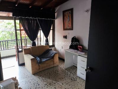 Casa de 5 alcobas en venta en San Pablo, Medellín, 140 m² · foto 7 de 20