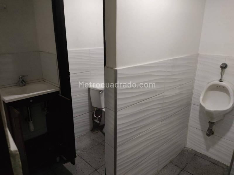 Bodega en Arriendo, Primavera, Envigado - Más