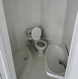 Apartamento de 3 alcobas en venta en Parque Lleras, Medellín, 109 m² · foto 10 de 20