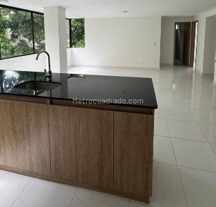 Apartamento de 3 alcobas en venta en Parque Lleras, Medellín, 109 m² · foto 3 de 20