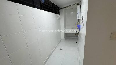 Apartamento de 3 alcobas en venta en Parque Lleras, Medellín, 109 m² · foto 9 de 20