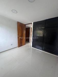 Apartamento de 3 alcobas en venta en La Aldea, Bello, 85 m² · foto 6 de 8