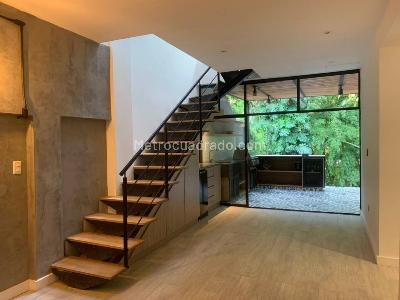 Casa de 3 alcobas en venta en Envigado, Envigado, 241 m² · foto 4 de 20