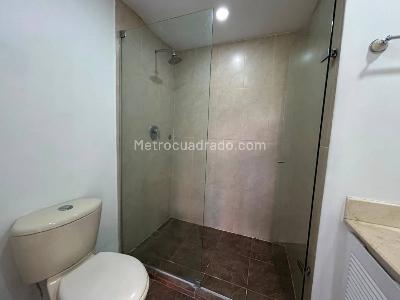 Apartamento de 3 alcobas en venta en El Poblado, Medellín, 118 m² · foto 15 de 18