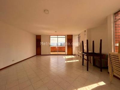 Apartamento en venta en El Poblado, Medellín · foto 4 de 17