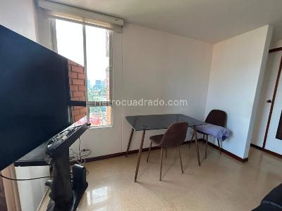Apartamento en venta en El Poblado, Medellín · foto 5 de 17