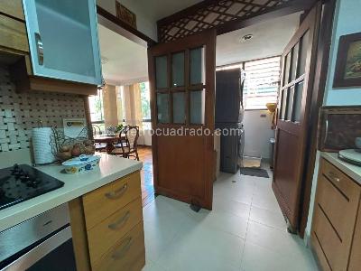 Apartamento en venta en El Poblado, Medellín · foto 16 de 17
