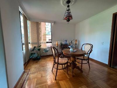 Apartamento en venta en El Poblado, Medellín · foto 3 de 17