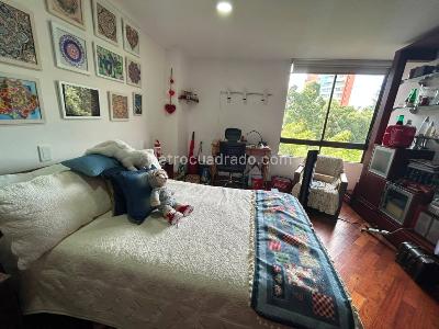 Apartamento en venta en El Poblado, Medellín · foto 9 de 17