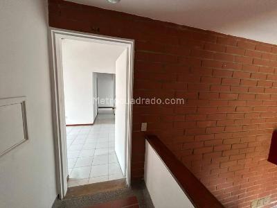 Apartamento de 3 alcobas en venta en Loma De San Julian, Medellín, 89 m² · foto 11 de 19