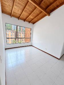 Apartamento de 3 alcobas en venta en Loma De San Julian, Medellín, 89 m² · foto 12 de 19