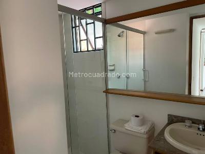 Apartamento de 2 alcobas en venta en Loma De San Julian, Medellín, 58 m² · foto 16 de 18