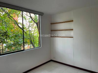 Apartamento de 2 alcobas en venta en Loma De San Julian, Medellín, 58 m² · foto 6 de 18