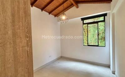 Apartamento de 3 alcobas en venta en El Poblado, Medellín, 87 m² · foto 16 de 16