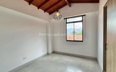 Apartamento de 3 alcobas en venta en El Poblado, Medellín, 87 m² · foto 8 de 16