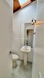 Apartamento de 3 alcobas en venta en El Poblado, Medellín, 87 m² · foto 9 de 16
