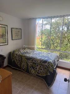 Apartamento de 2 alcobas en venta en El Poblado, Medellín, 75 m² · foto 4 de 10